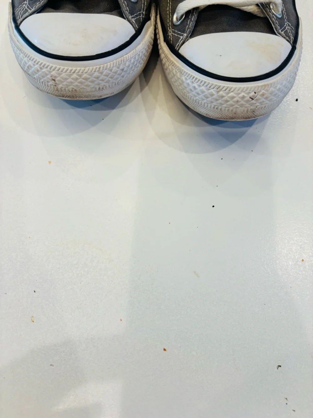 Converse Low Top Sneakers in Charcoal Gray with White Accents Mens size 11 - Picture 10 of 10